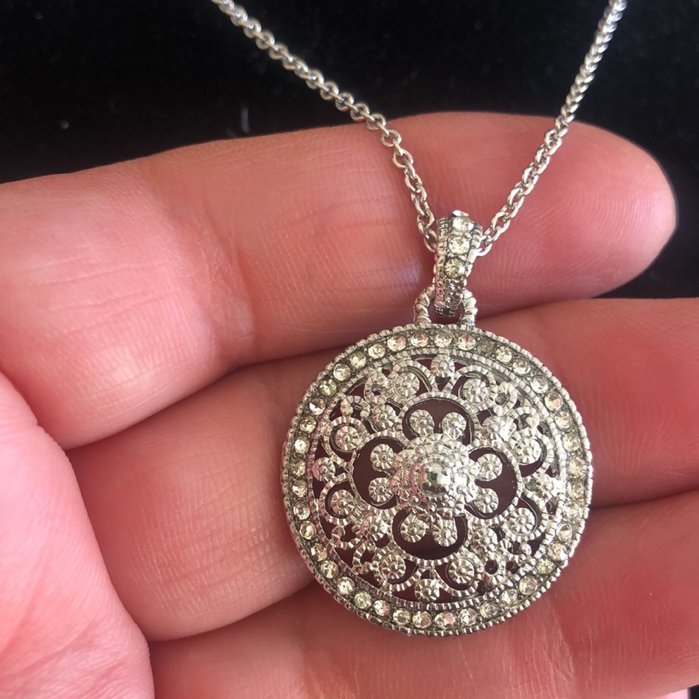 Cubic Zirconia Filigree Medallion Pendant Necklace-Boutique